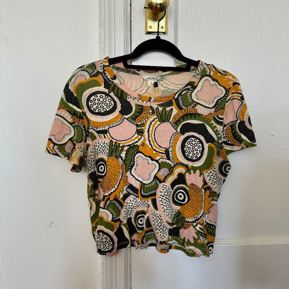 Monki funky colorful cropped short sleeve shirt